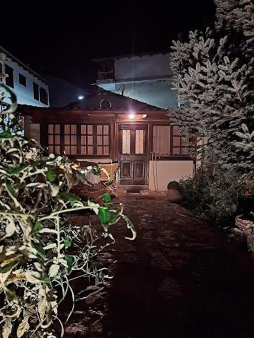 Panthea Cottage Stavroupoli Exteriör bild